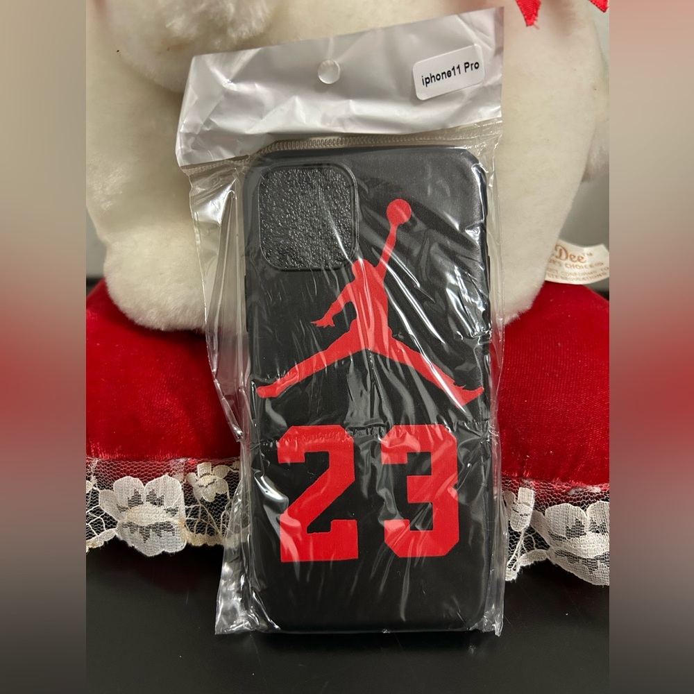 BRAND NEW IPHONE 11 Pro Soft Case - Picture 1 of 3